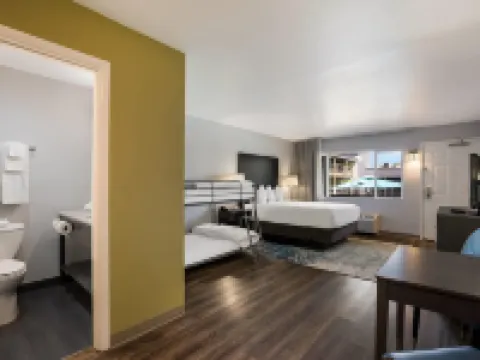 Richland Riverfront Hotel and Conference Center, Ascend Hotel Collection Hotels in Richland