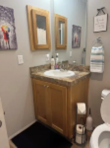 NW Retreat, Convenient 3 Block Walk to Main Street