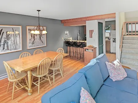 Stratton Comfort, Convenience & Private Hot Tub