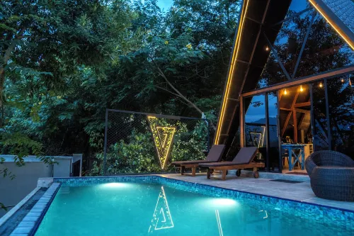 Area 4 Eco Cubes - Pool