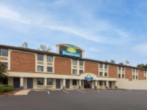 Days Inn by Wyndham Dumfries Quantico Hoteles en Montclair