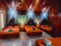 Hotel Aurora فنادق في تامبور