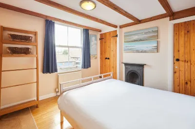 Host Stay Sunbeam Cottage = Host Stay 陽光小屋 Sandsend Beach附近的飯店