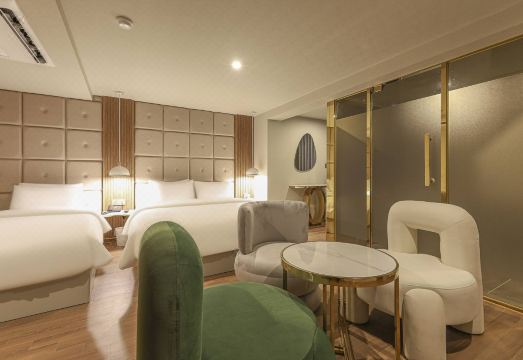 호텔 내부 전경