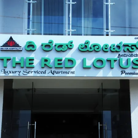 the red lotus premium