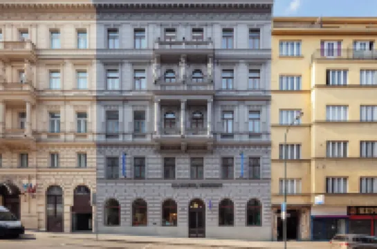 EA Hotel Moment Self Check-IN