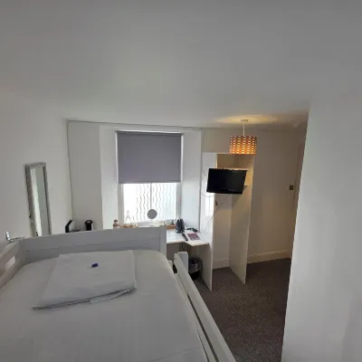 The Badger Inn Hotels near Tate St Ives