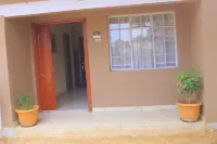 บลู ริดจ์ เอสเคป เกสต์เฮาส์