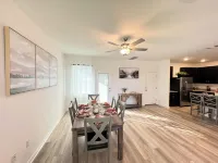 Modern 4BR New Home w Luxury Touches