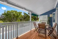 Xanadu Retreat by Marcoola Beach Hotels in Marcoola