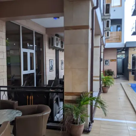 Mg Way Hotel