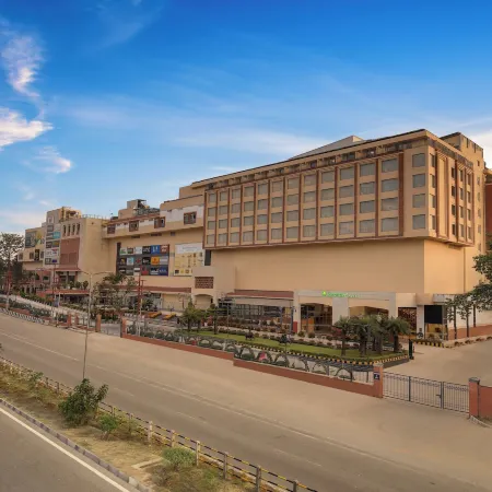 Lemon Tree Hotel, Mall of Dehradun, Dehradun