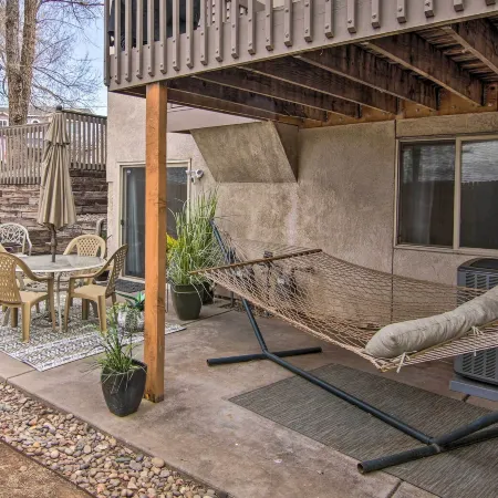 Manitou Springs Escape w/ A/C & Private Deck!