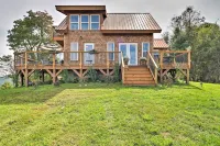 Mtn Views! Outdoorsy Hideaway in Hot Springs - WiFi