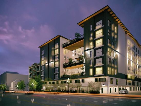 Ultra-Luxury Condo in Middle of Downtown