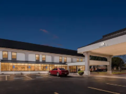 SureStay Plus Hotel by Best Western Norman Hotels in Norman