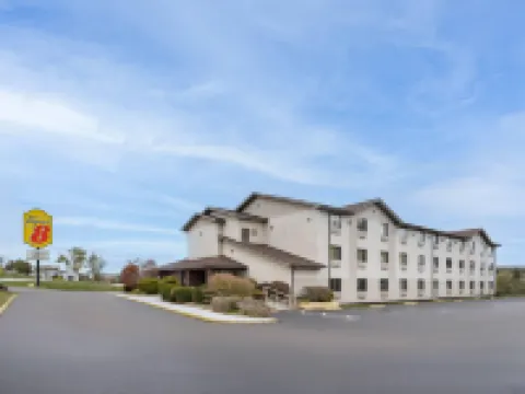 Super 8 by Wyndham New Stanton Hotels in New Stanton