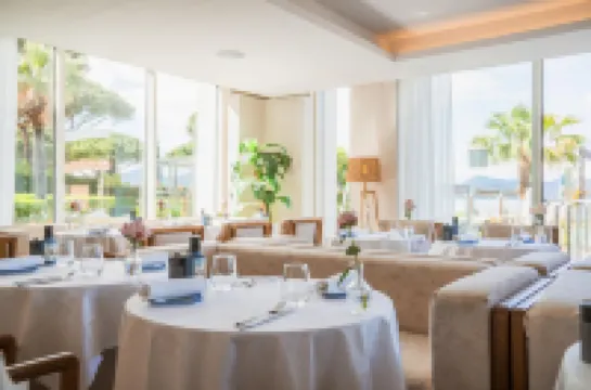 쿠베 호텔 생트로페