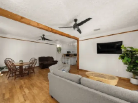 Circle Overlook-Private Downtown apartment Hotels in Sebring