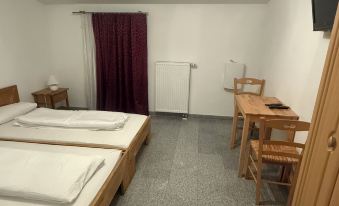 The Old Doctors Office - Housity