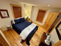 Boutique Country Vermont Farmhouse Fully Remodeled