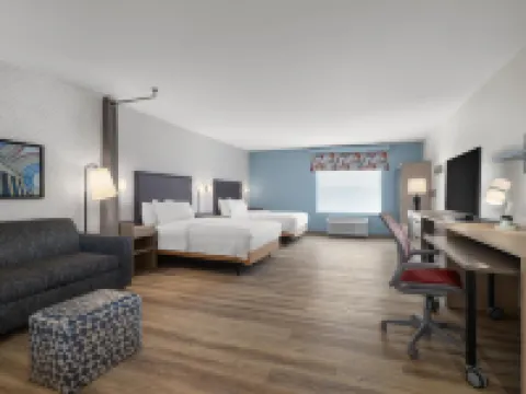 Home2 Suites By Hilton Muncie Hotels in Muncie