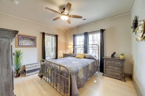 < 1 Mi to Dtwn: Home w/ Deck in Clarkdale!