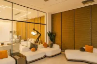 Julirose Hotel And Suites - 2-Star