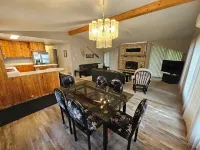 Lakeside Serenity Meets Northern Adventure, Stunning Sunsets, Family Getaway!