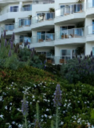 Casa Loma Beach Hotel