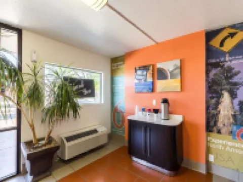 Motel 6 Uvalde, TX Hotels in Uvalde