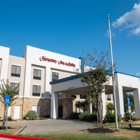 Hampton Inn & Suites College Station/US 6-East Bypass