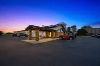 Hotel 8