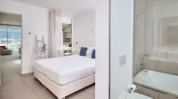 Domes Baobab Suites - 발코니