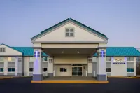 Baymont by Wyndham Westampton - Parking