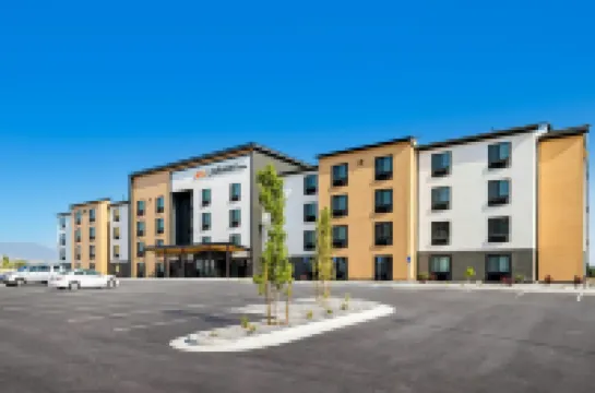 LivAway Suites Nashville- Smyrna