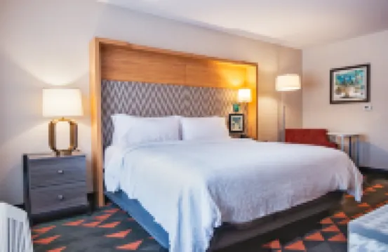 Holiday Inn & Suites PHILADELPHIA W - DREXEL HILL by IHG
