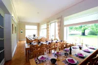 Group Villa with Pool & Sauna - Wifi