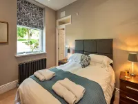 Elegant apartment in Buxton, No deposit โรงแรมใน