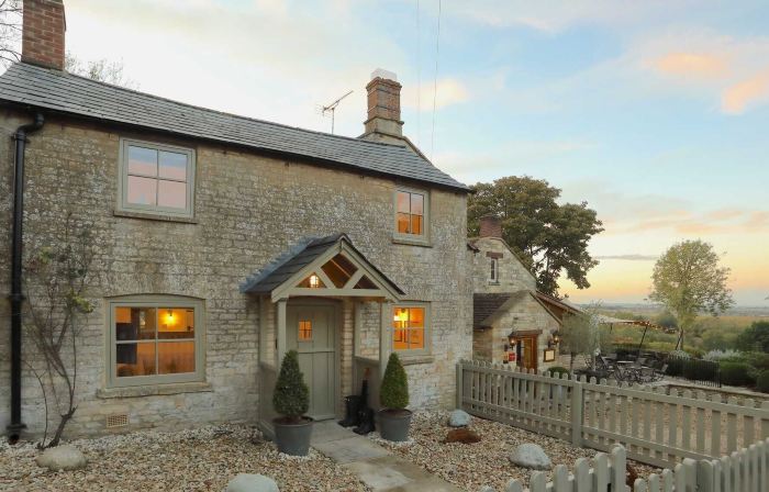 The Feathered Nest Inn