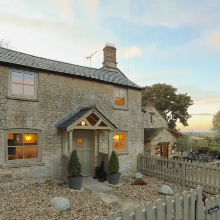 The Feathered Nest Inn