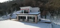 Jecheon Cheongpung Lake Terrace