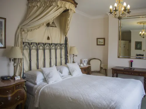 Albert & Victoria Guest House