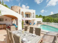 Villa in Cala Llonga near Beach & Ferry Port