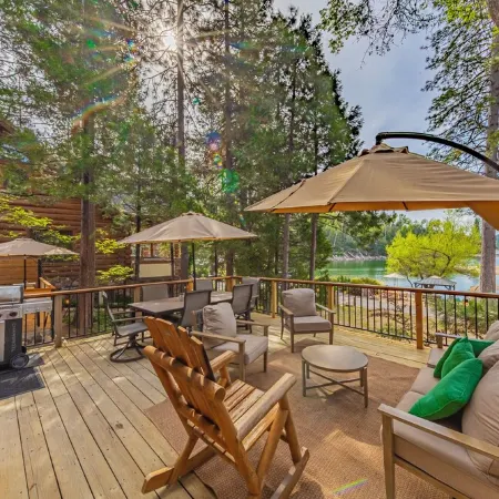 Lakefront Cabin with Stargazing Dome, Private Beach & Dock, Prime Location