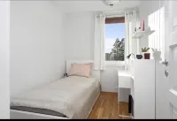 Spacious 3BR Home • Peaceful Neighborhood Hôtels à : 