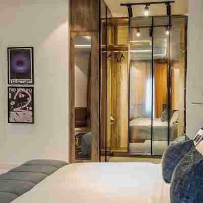 Divine Grace Apartment Rooms
