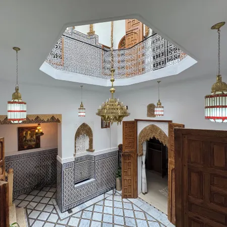 Riad AYA