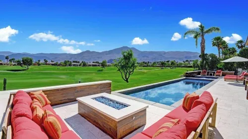 Legends by AvantStay Stunning Golf Villa Featuring Spa Pool Fire-Pit