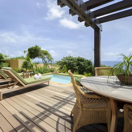 Royal Isabela